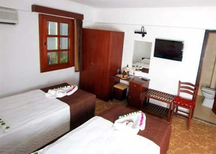 Szálloda Golden Sunset 2*