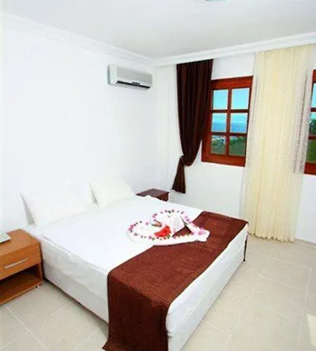 Szálloda Golden Sunset 2*